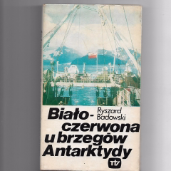 Biało-czerwona u brzegów Antarktydy